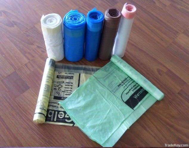 Plastic drawstring garbage bag