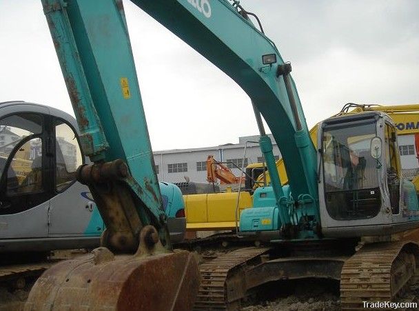 use track excavator kobelco