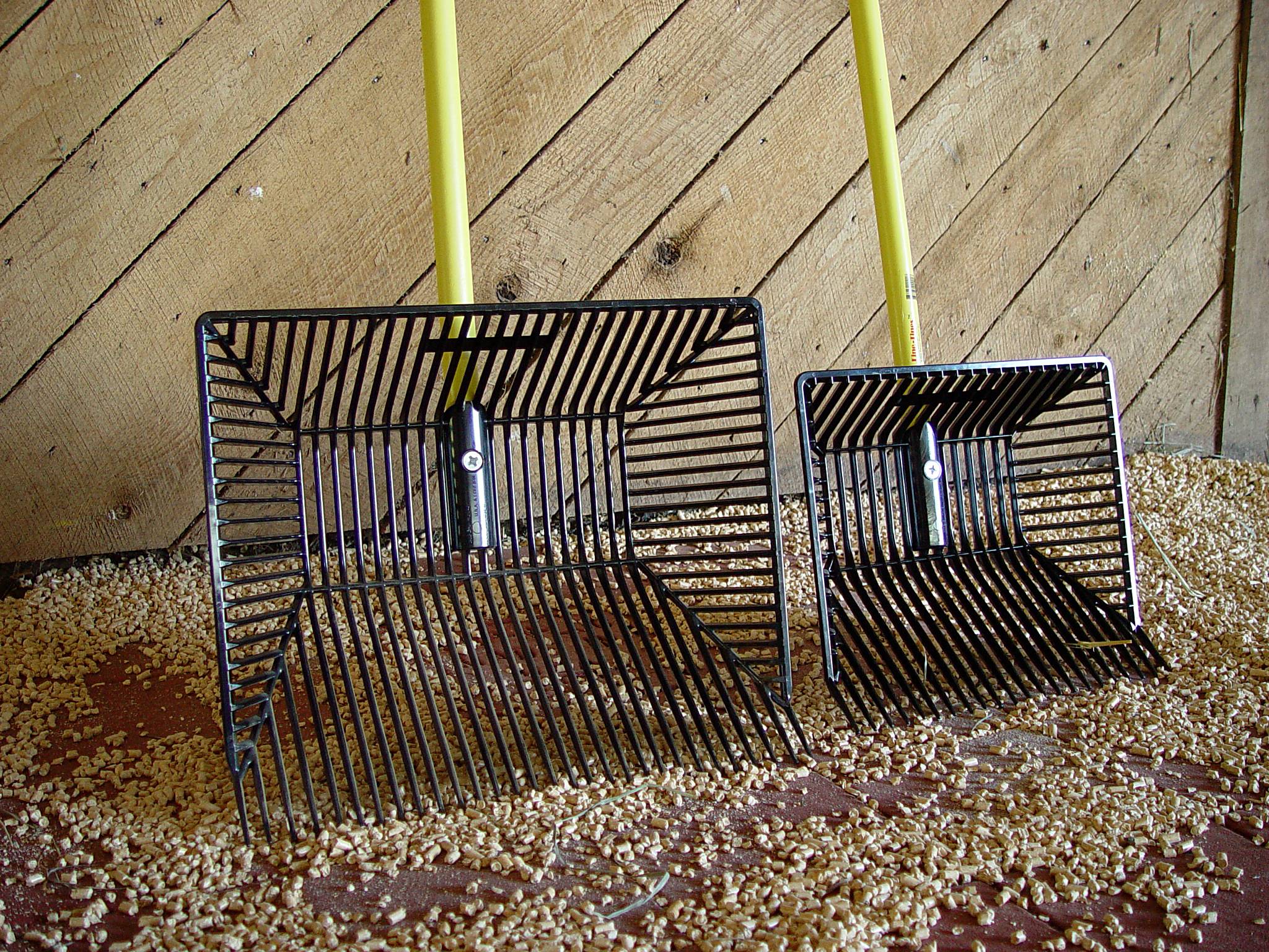 Fine-Tines Stall Fork