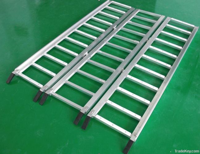 Tri-fold ATV/MOTORCYCLE RAMP