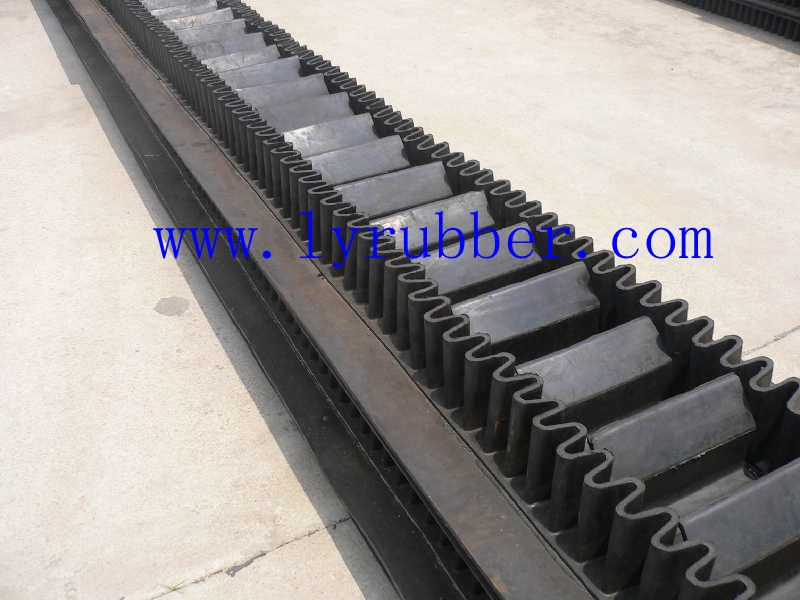 Corrugated Sidewall Conveyor Belt