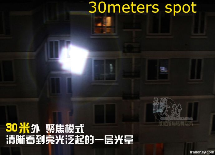 High intensity flashing light