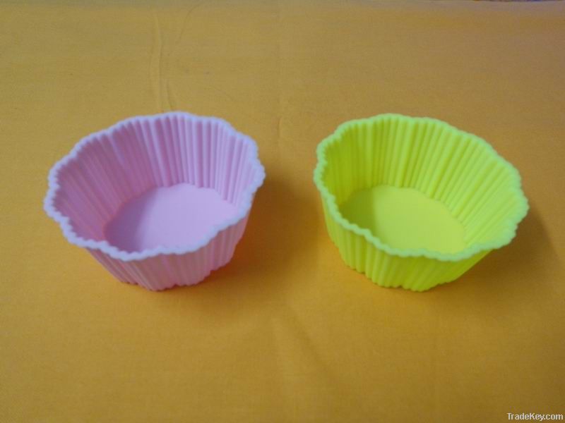 Silicone cake mould