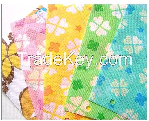 Pretty Non Woven Fabrics with Different Pattern