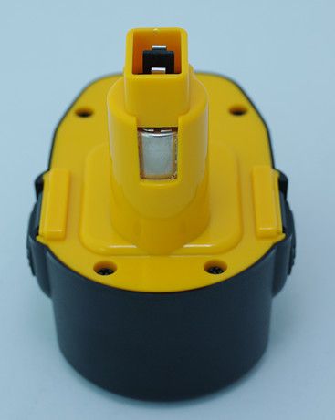 DEWALT 14.4v NI-CD/NI-MH rechargeable replacement battery pack