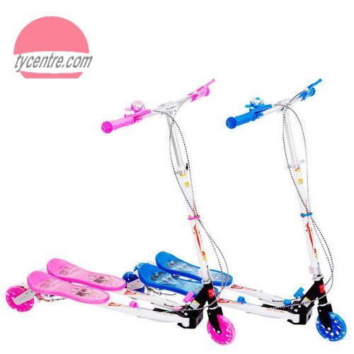 Four wheel kids scooters with flashing wheels and accessories