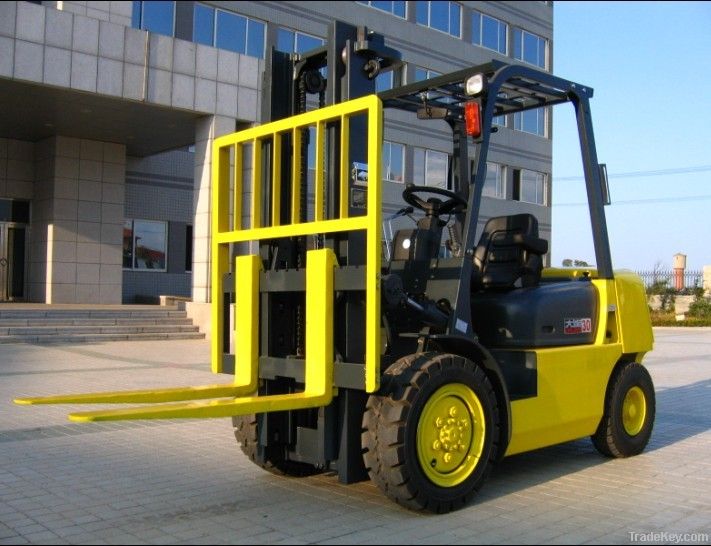 3 Ton diesel forklift truck