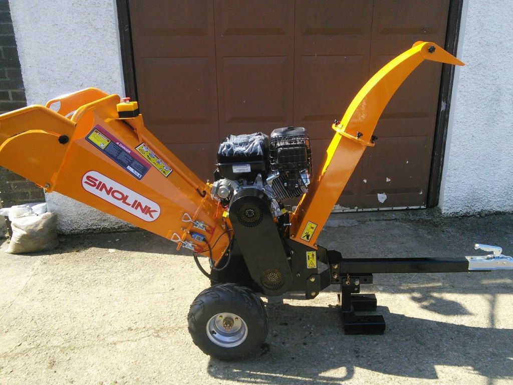 Gasoline ATV Garden Wood chipper for wood chipping 