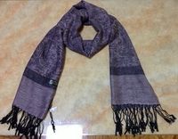 100%acrylic scarf