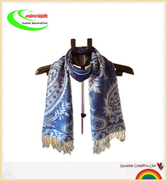 Synthetic scarves