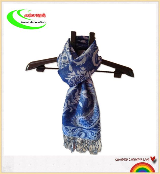 Synthetic scarves