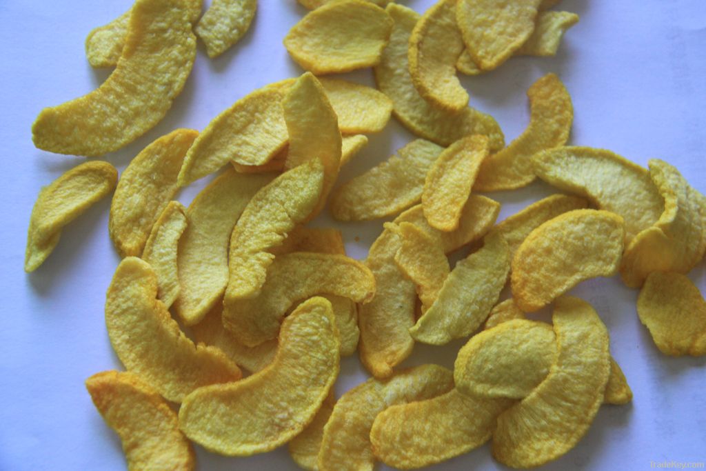 Vacuum Fried peach chips snacks