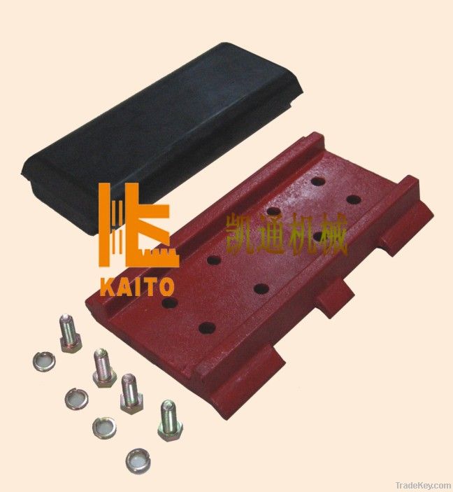 rubber track pad for asphalt paver