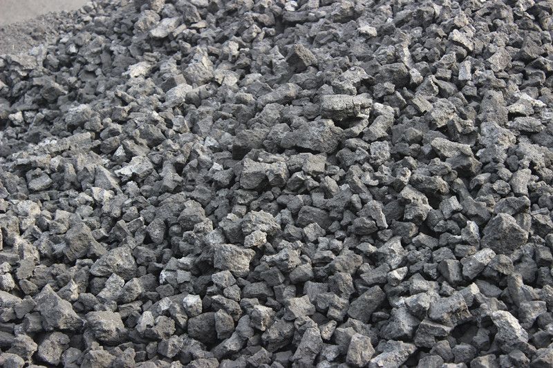 Met coke/nut coke for iron casting