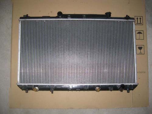 Export  31 Country Auto Car Radiator