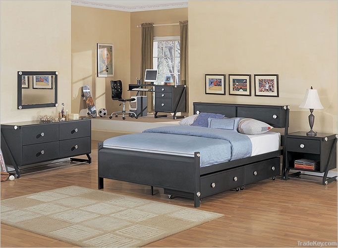 Bedroom Furniture Set