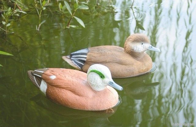 Mallard duck decoy for hunting and ornament