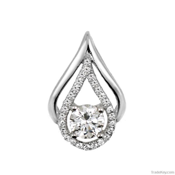 elegent silver pendant with CZ