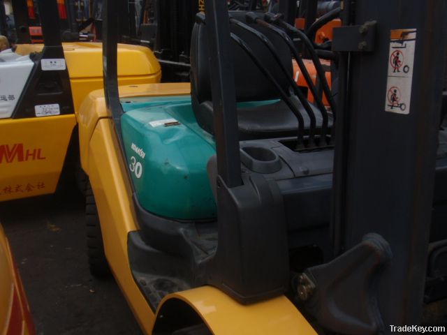 Forklift Komatsu FD30-16 (Used)