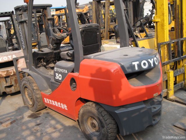 used toyota forklift 3t 8FD30