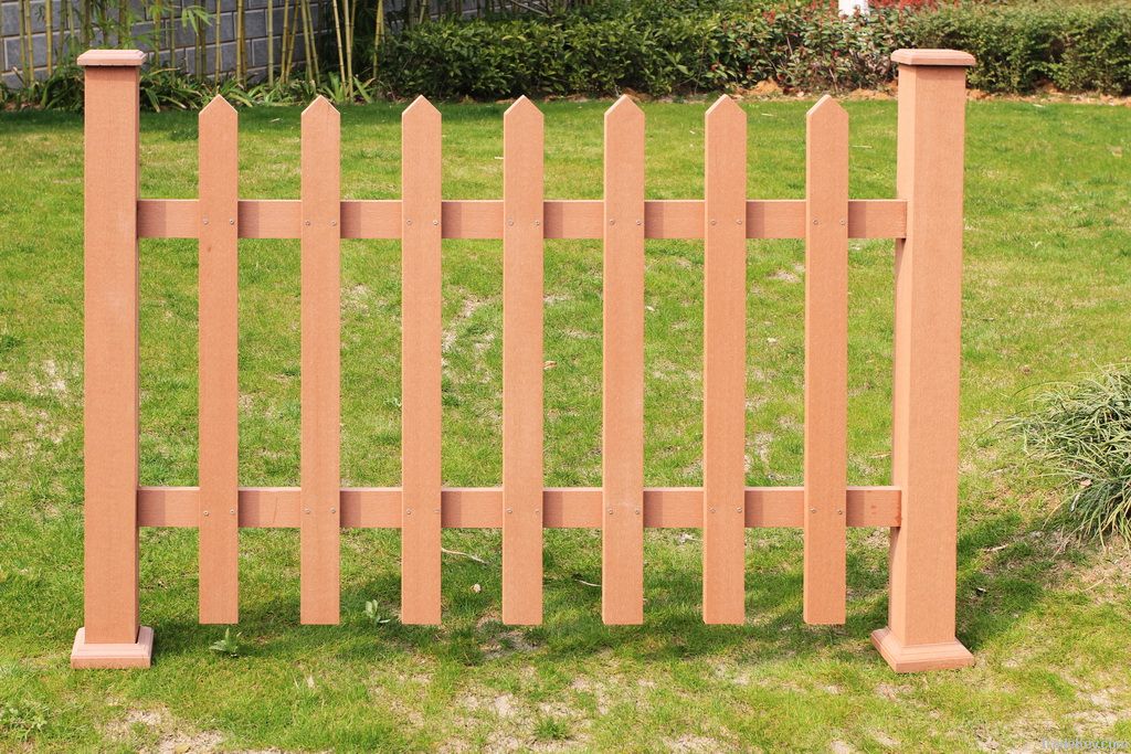 WPC wood plastic composite durable fencing(wood appearance)