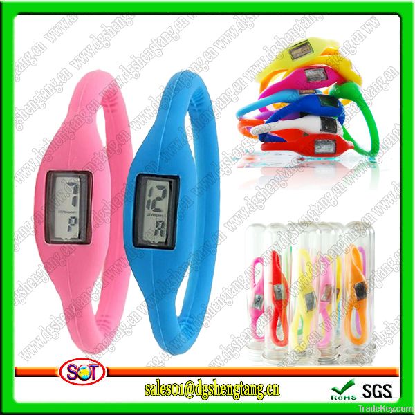 Fashion Exchangeable Silicone Snap Watches