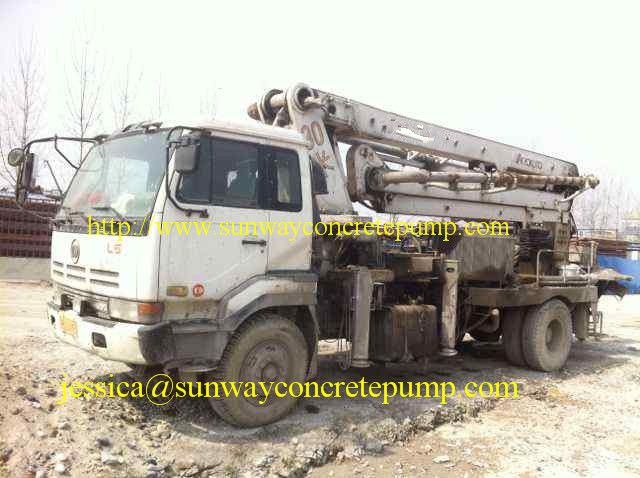 Sell used Mitsubishi truck-mounted concrete pump 30M 99