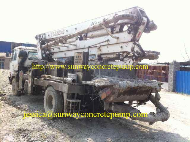 Sell used Mitsubishi truck-mounted concrete pump 30M 99