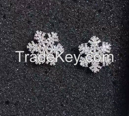 Zirconia Snowflake Earrings