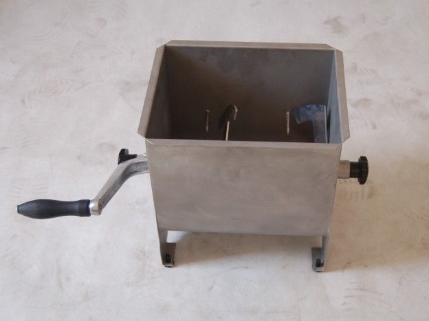 manual meat mixer