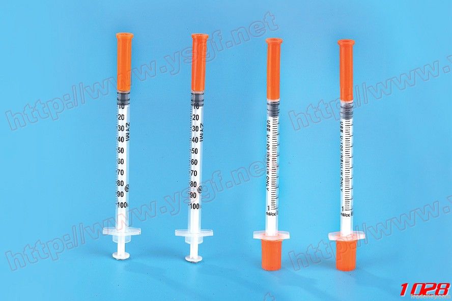 Disposable insulin syringe