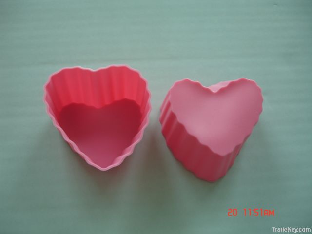 Heart cupcake mold