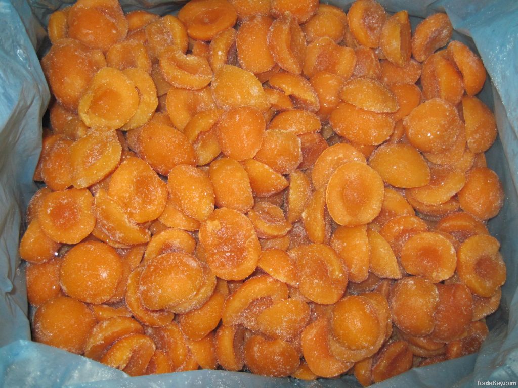 IQF Apricot Halves/ Apricot Peeled Halves/ Frozen Apricot Halves/  New Crop Apricot Halves   