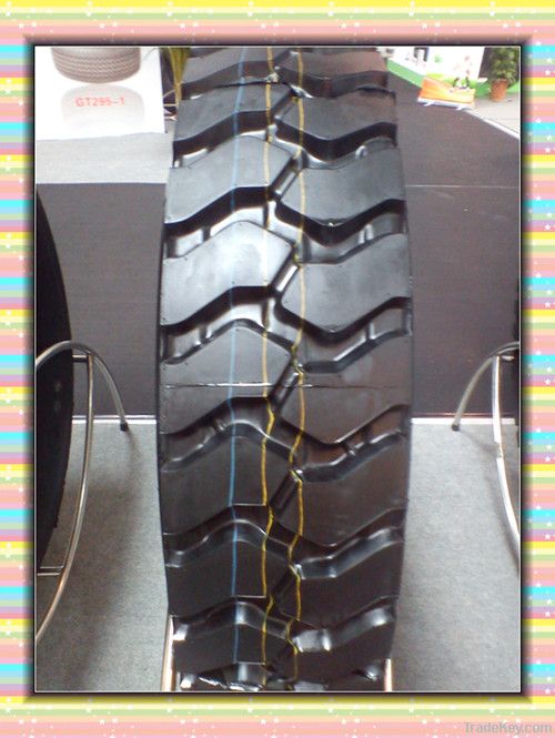 radial truck tyre