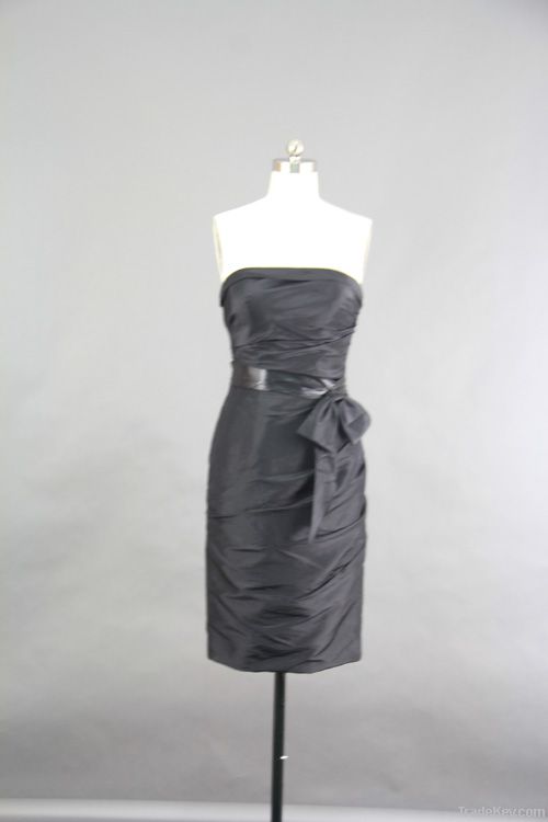 Sheath Strapless Knee-length Taffeta Cocktail Dress