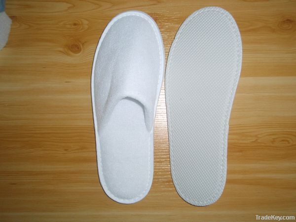 hotel terry closed toe slipper