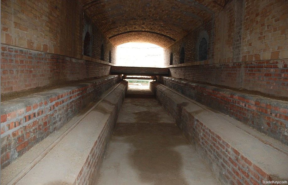 Tunnel kiln for brick making