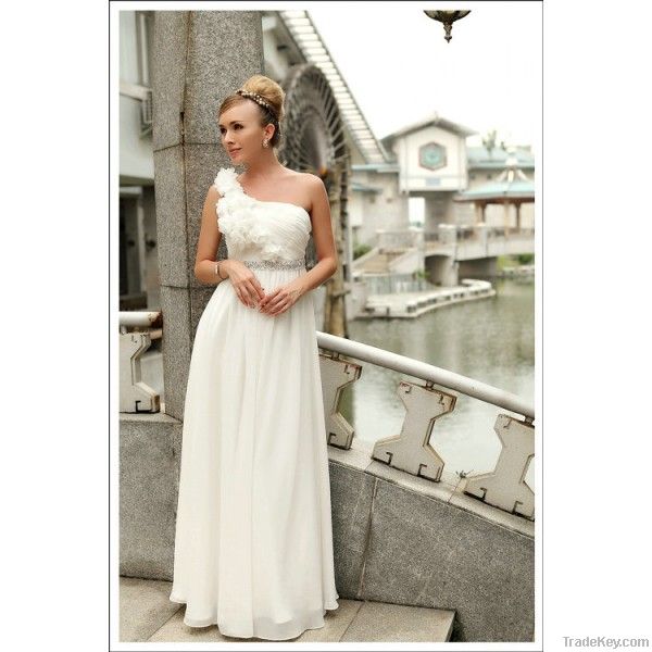 Hot sale white charming wedding dress