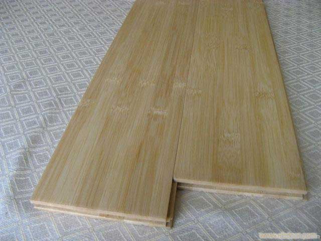 Natural horizontal bamboo flooring