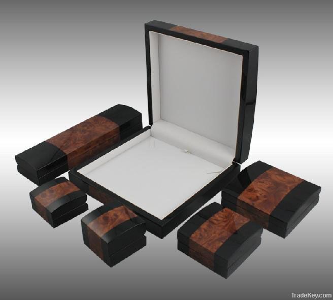 Jewellery box