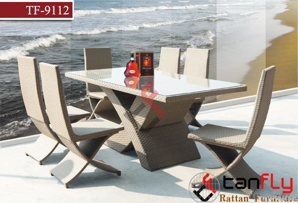 modern wicker outdoor leisure dining table set