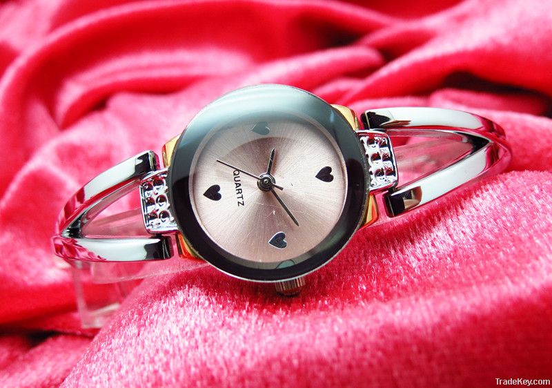 Fashion bangle watch for women