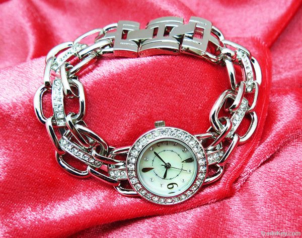 charm jewlery watch