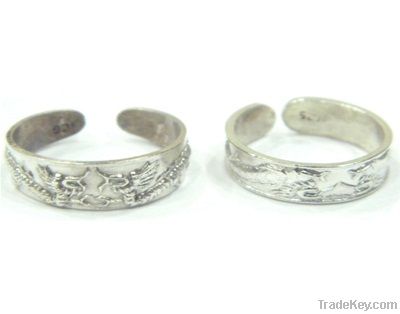 Silver Embossing Toe Ring