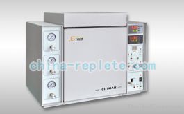 On-line automatic trace hydrocarbon analyzer