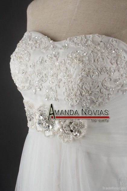 2013 new arrival sheath tulle lace applique beautiful wedding dress