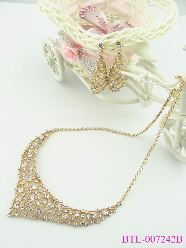 Luxury Golden Crystal Wedding Jewelry Set Wholesale