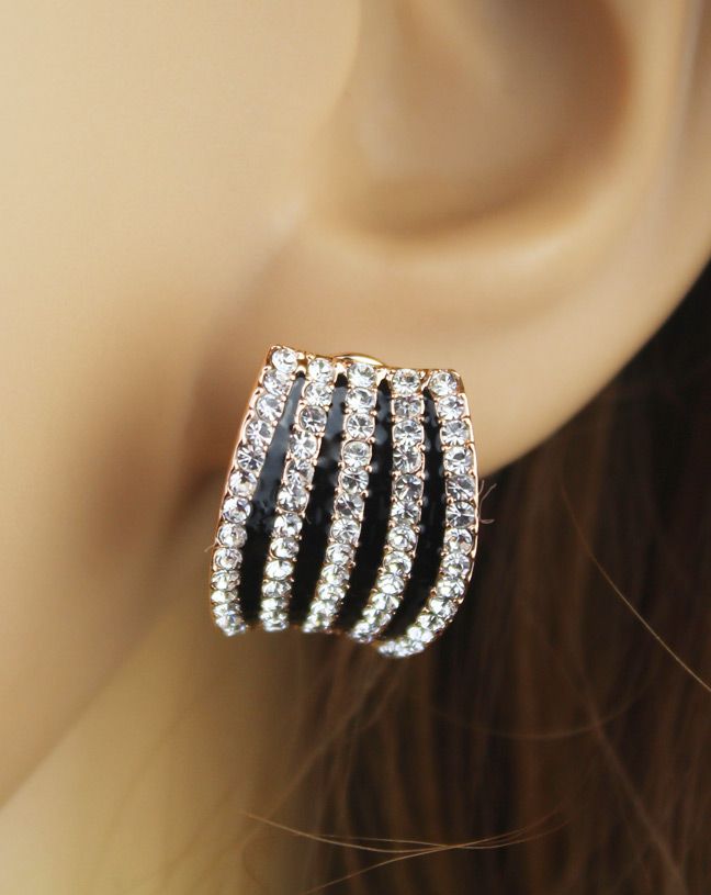 Black Elegant Fashion Crystal Clip Earrings