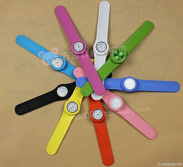 fashionable and colorful silicone slap watch