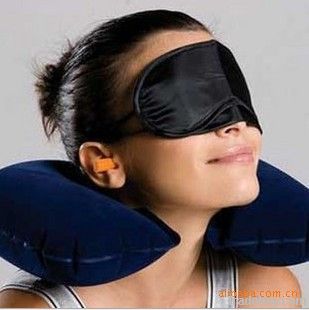 Air pillow + patch + earplugs